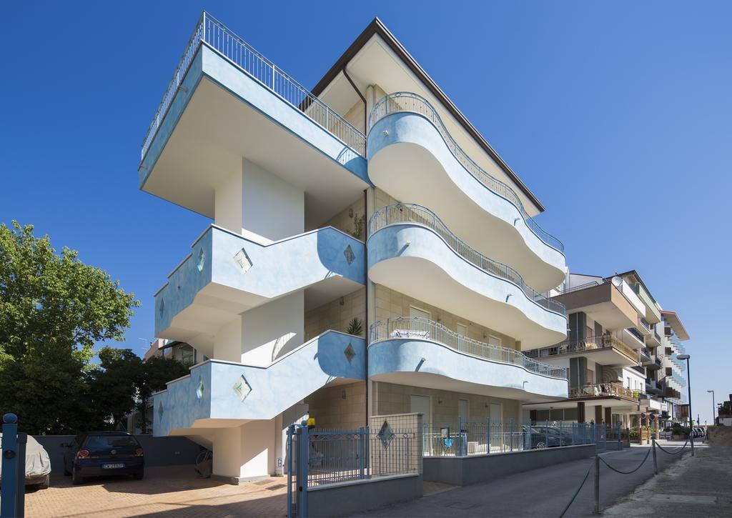 Milano Family Suite Bellaria-Igea Marina Exterior foto